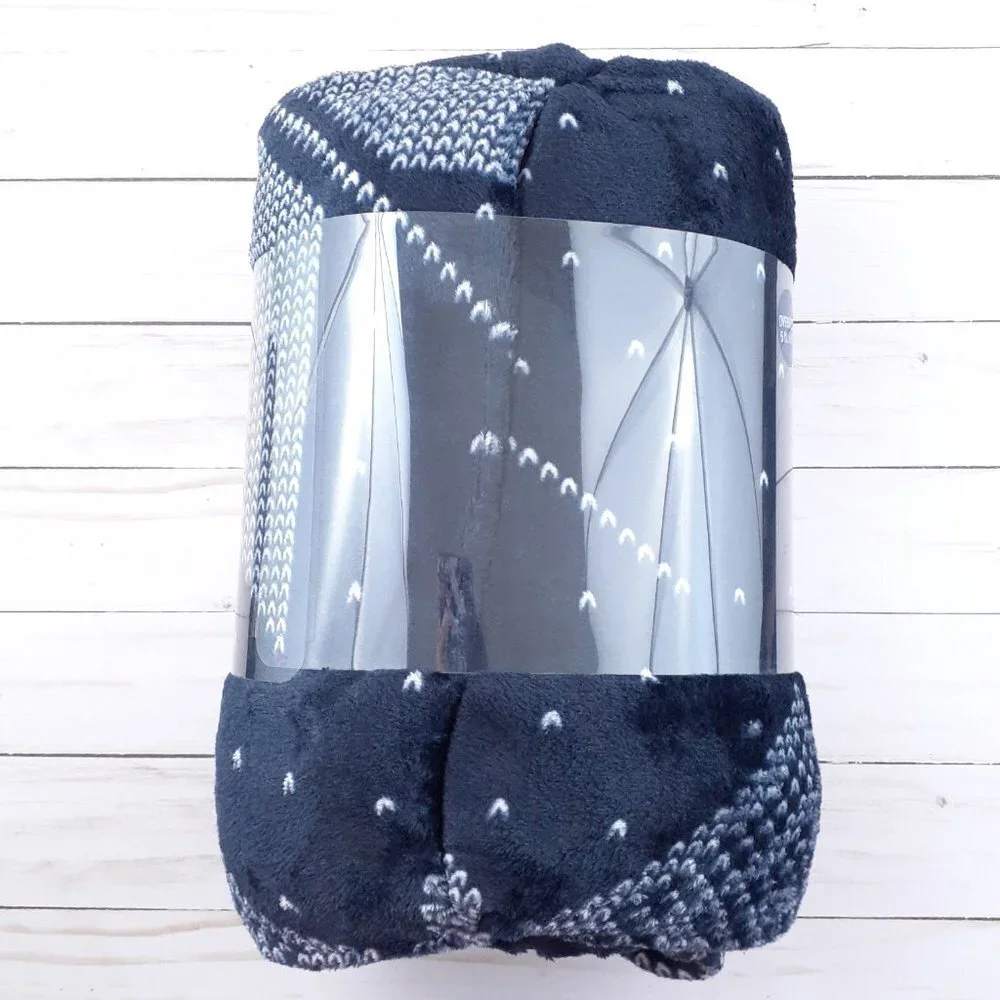 Velvet Plush Throw Blanket 60x72 Snowflake Blue White